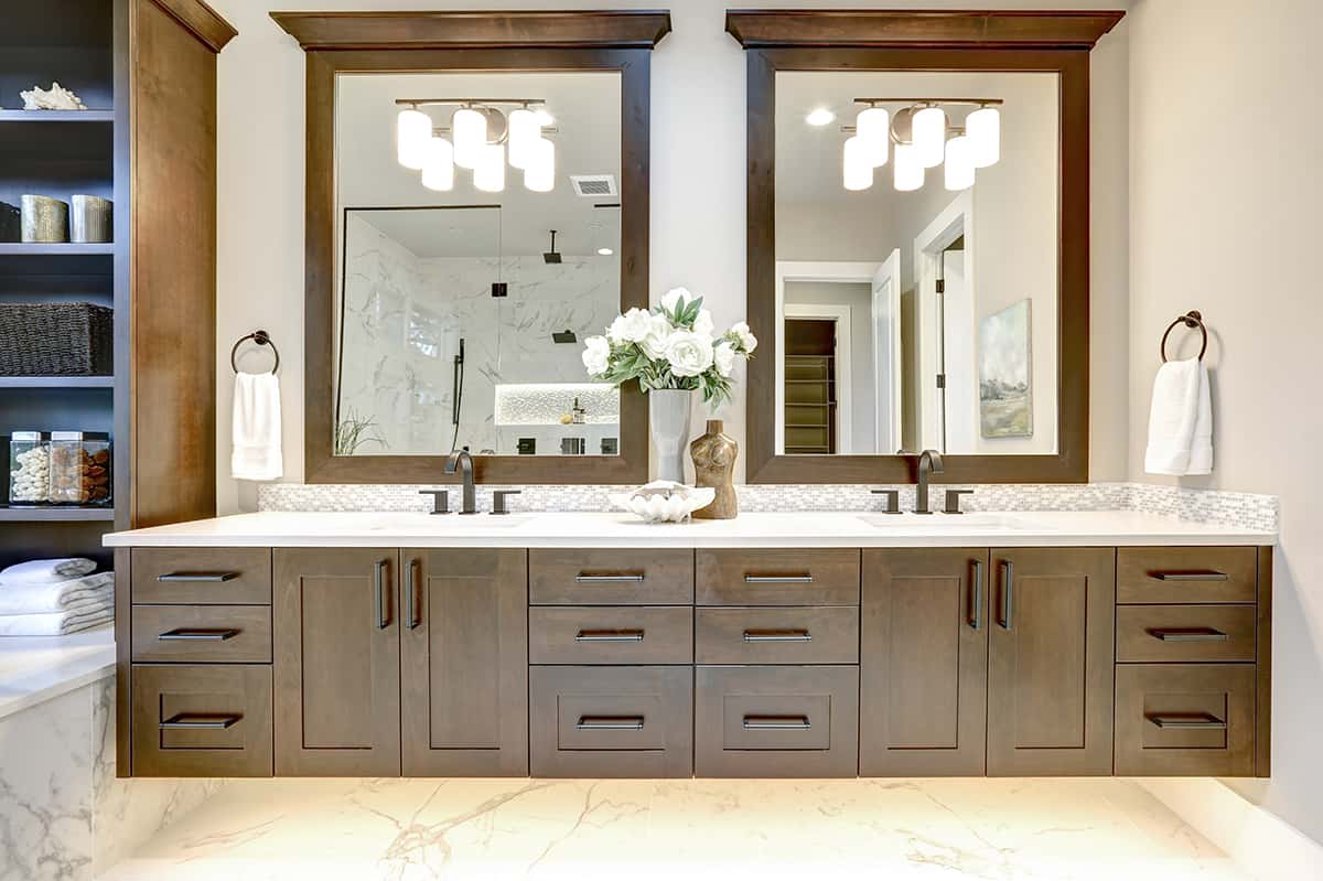 Paint-Colors-for-Bathroom-Cabinets